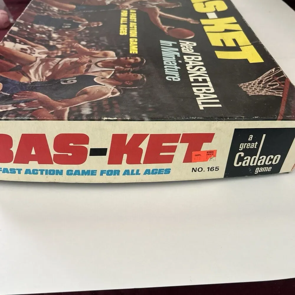 1969 Cadaco BAS-KET Real Basketball in Miniature Game